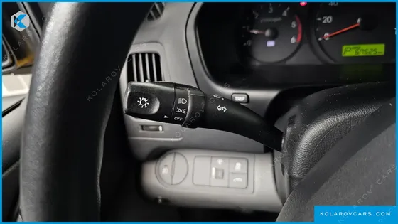 HYUNDAI STAREX GUARD CAR OF CHILDREN