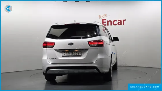 KIA CARNIVAL 9-SEATER PRESTIGE
