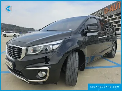 KIA CARNIVAL 9-SEATER LUXURY