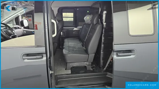 HYUNDAI STARIA L3.5 CARGO 5-SEATER