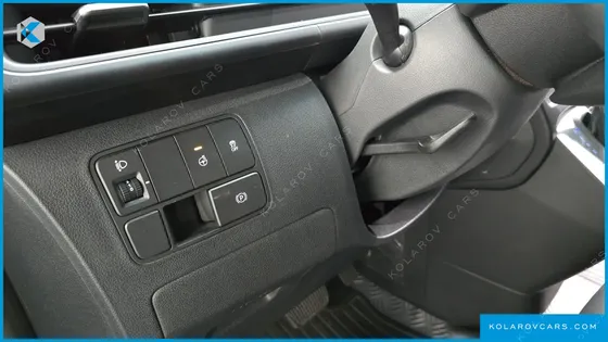 HYUNDAI STARIA L3.5 CARGO 5-SEATER