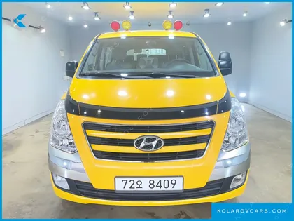 HYUNDAI STAREX GUARD CAR OF CHILDREN