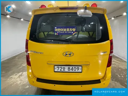 HYUNDAI STAREX GUARD CAR OF CHILDREN