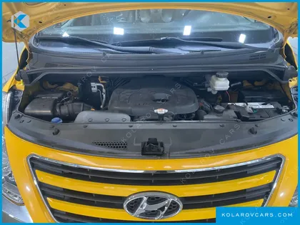 HYUNDAI STAREX GUARD CAR OF CHILDREN
