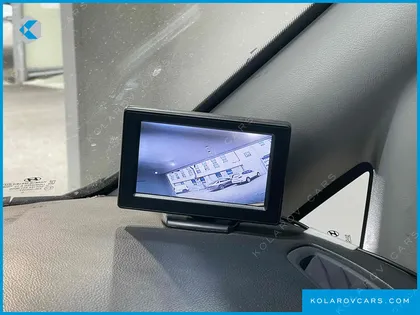 HYUNDAI STAREX GUARD CAR OF CHILDREN