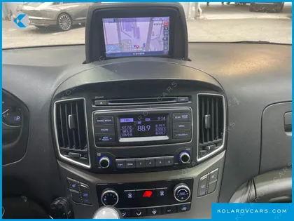 HYUNDAI STAREX GUARD CAR OF CHILDREN