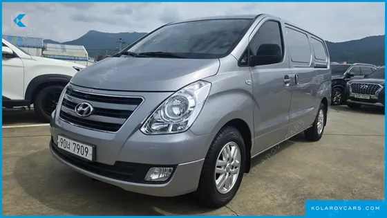HYUNDAI STAREX 3-SEATER VAN