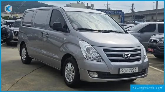 HYUNDAI STAREX 3-SEATER VAN
