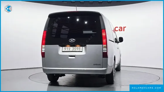 HYUNDAI STARIA CARGO 3-SEATER