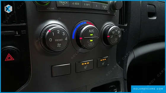 HYUNDAI STAREX 3-SEATER VAN