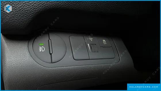 HYUNDAI STAREX 3-SEATER VAN