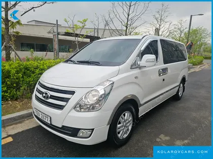 HYUNDAI STAREX 11-SEATER WAGON