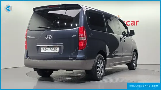 HYUNDAI STAREX 4WD 11-SEATER WAGON