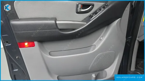 HYUNDAI STAREX 4WD 11-SEATER WAGON