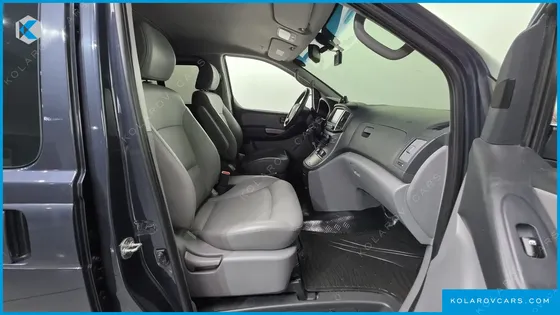 HYUNDAI STAREX 4WD 11-SEATER WAGON
