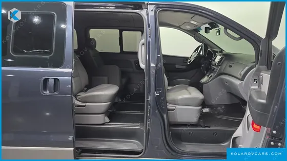 HYUNDAI STAREX 4WD 11-SEATER WAGON