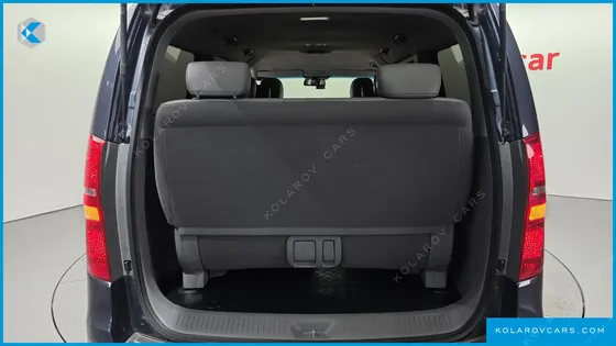 HYUNDAI STAREX 4WD 11-SEATER WAGON
