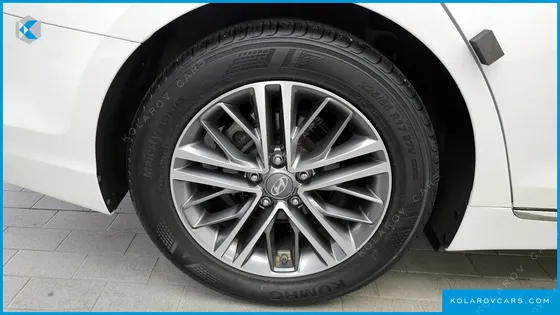 HYUNDAI GRANDEUR 3.0 LPI MODERN (RENTAL CAR)