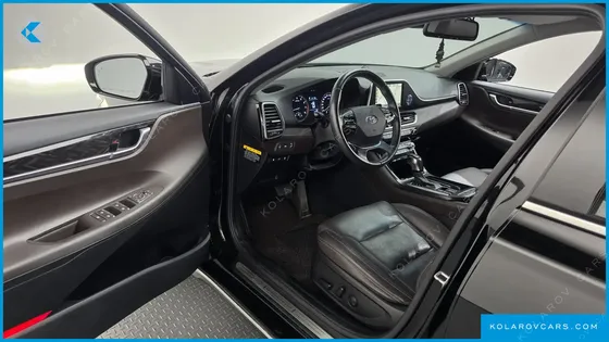 HYUNDAI GRANDEUR 2.4 PREMIUM