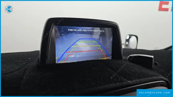 HYUNDAI STAREX GUARD CAR OF CHILDREN