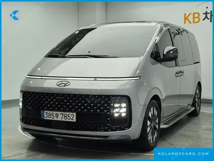 HYUNDAI STARIA L3.5 LOUNGE 7-SEATER