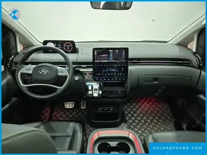 HYUNDAI STARIA L3.5 LOUNGE 7-SEATER