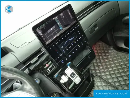HYUNDAI STARIA L3.5 LOUNGE 7-SEATER