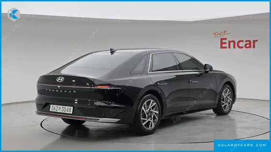 HYUNDAI GRANDEUR PREMIUM