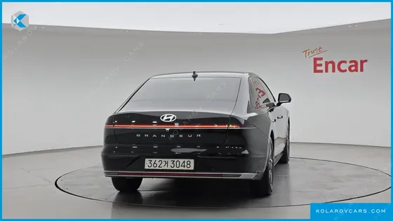 HYUNDAI GRANDEUR PREMIUM