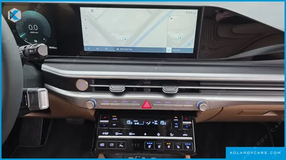 HYUNDAI GRANDEUR PREMIUM