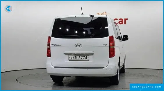 HYUNDAI STAREX 12-SEATER WAGON
