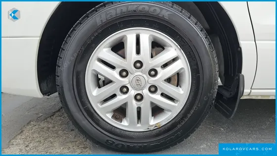HYUNDAI STAREX 12-SEATER WAGON