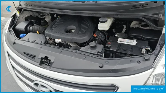 HYUNDAI STAREX 12-SEATER WAGON