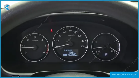 HYUNDAI STAREX 12-SEATER WAGON