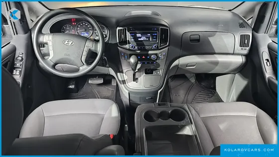 HYUNDAI STAREX 12-SEATER WAGON