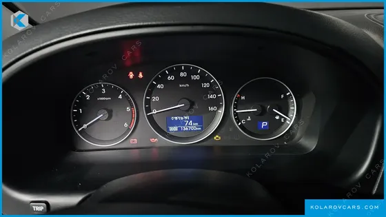 HYUNDAI STAREX 12-SEATER WAGON