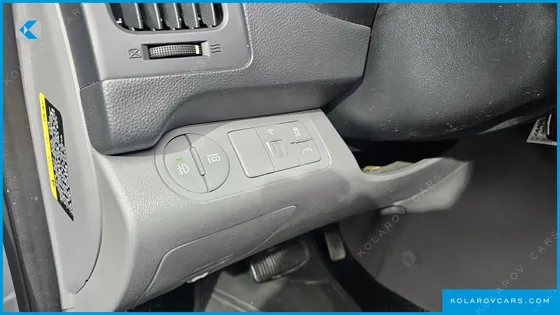 HYUNDAI STAREX 12-SEATER WAGON