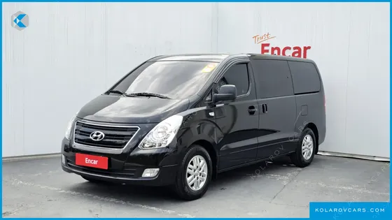 HYUNDAI STAREX 5-SEATER VAN