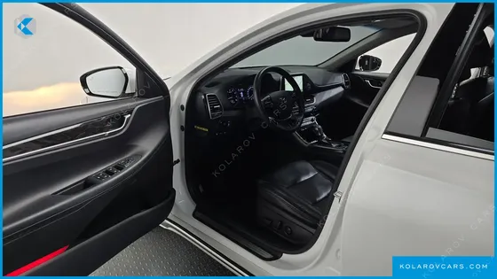 HYUNDAI GRANDEUR 2.4 PREMIUM