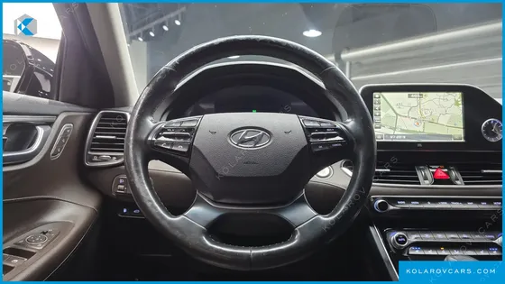 HYUNDAI GRANDEUR 2.4 PREMIUM