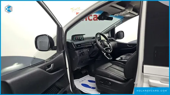 HYUNDAI STARIA HEV 1.6 CARGO 5-SEATER