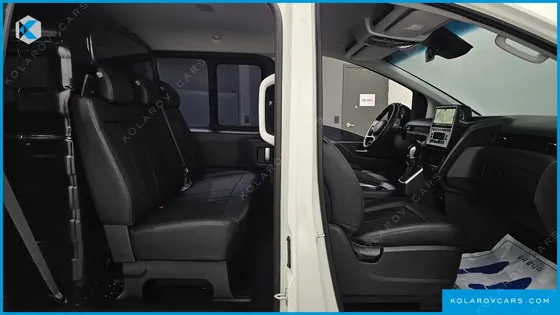 HYUNDAI STARIA HEV 1.6 CARGO 5-SEATER