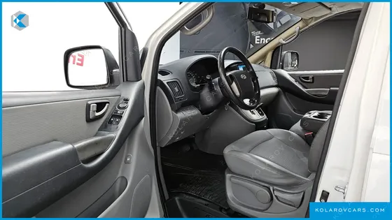 HYUNDAI STAREX CAMPING CAR