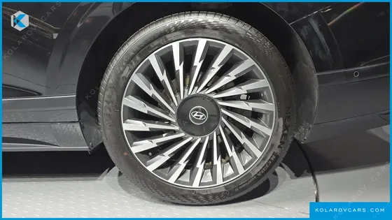 HYUNDAI GRANDEUR HONORS