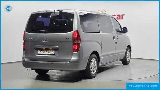 HYUNDAI STAREX 12-SEATER WAGON