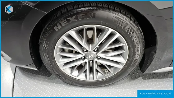 HYUNDAI GRANDEUR 2.4 PREMIUM