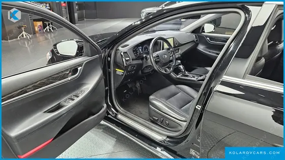 HYUNDAI GRANDEUR 2.4 PREMIUM