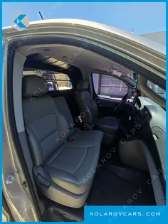 HYUNDAI STAREX 3-SEATER VAN