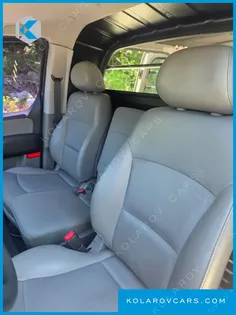 HYUNDAI STAREX 3-SEATER VAN