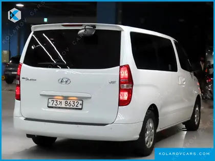 HYUNDAI STAREX 12-SEATER WAGON